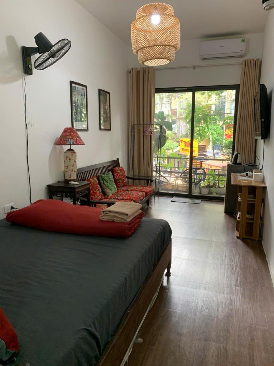 Nusmile Home & Travel 22 Hang Non, Old Town Hanoi Kültér fotó